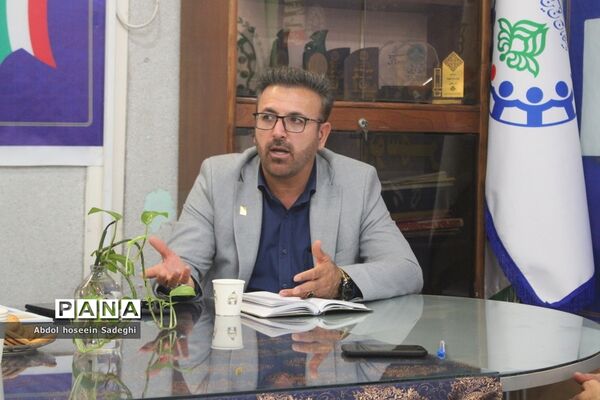 جلسه هم‌اندیشی سازمان دانش‌آموزی‌‌ استان بوشهر و اداره مشارکت‌ها و مدارس غیر‌دولتی