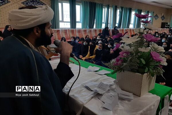 برگزاری نشست «سه‌شنبه‌های مهدوی» در آموزشگاه منتصرین شاهد شهرستان ورامین