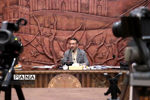 ششمین نشست خبری روح‌‌الله رشیدی