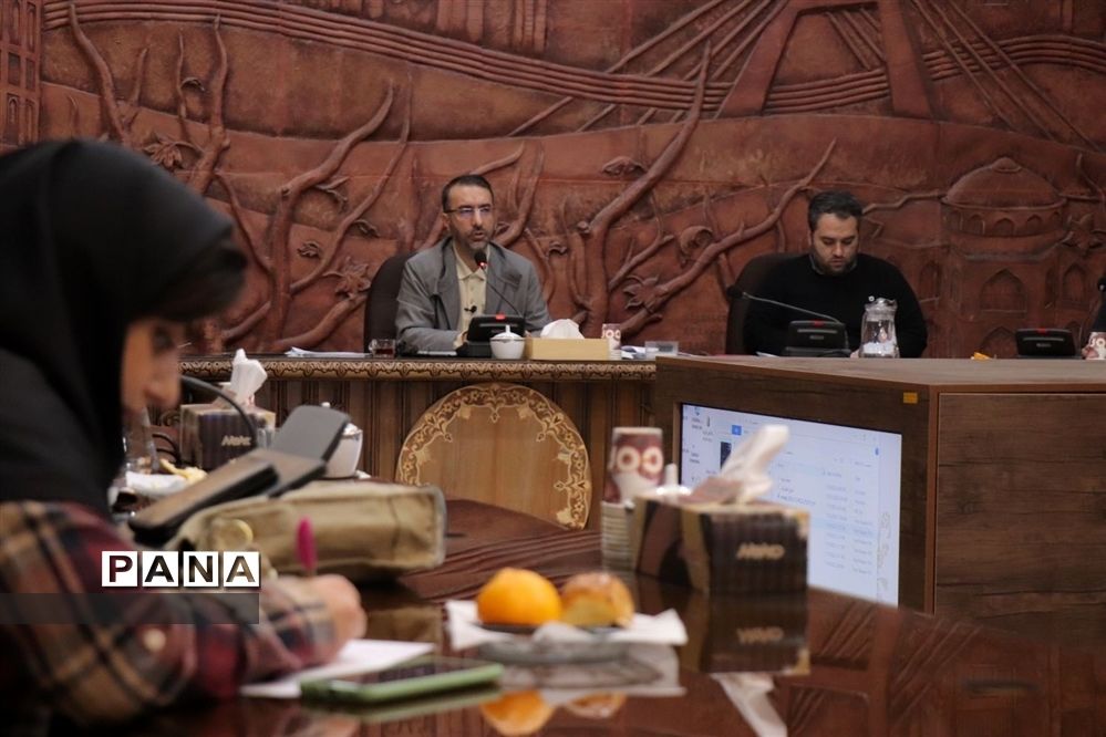 ششمین نشست خبری روح‌‌الله رشیدی