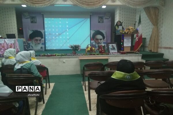 کار گاه توانمند‌سازی دانش‌آموزان پیشتاز