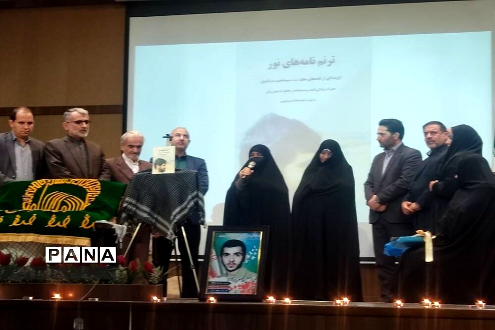 یادواره شهدای شهرقدس توسط مدارس شاهد شهرستان قدس