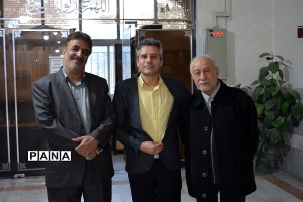 اولین همایش بررسی تغییرات کنکور و تاثیرات در آموزش متوسطه