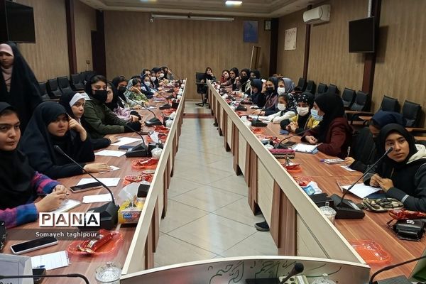 برگزاری دوره های آموزشی خبرنگاری پانا  در بهارستان دو