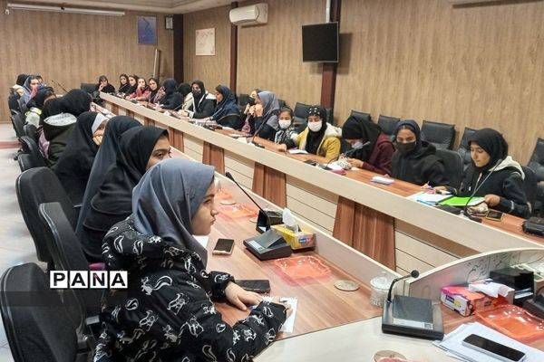 برگزاری دوره های آموزشی خبرنگاری پانا  در بهارستان دو