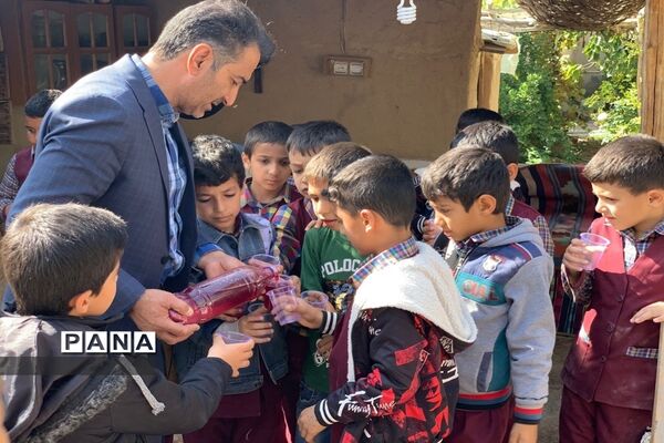 طرح روستا گردی دانش‌آموزان در ابرکوه