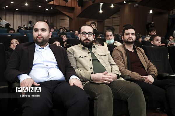 افتتاحیه هشتمین جشنواره فیلم کوتاه مدرسه مقطع ابتدایی