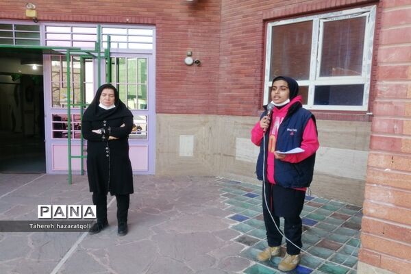 برگزاری انتخابات شورای دانش‌آموزی در دبیرستان نبوت صفادشت