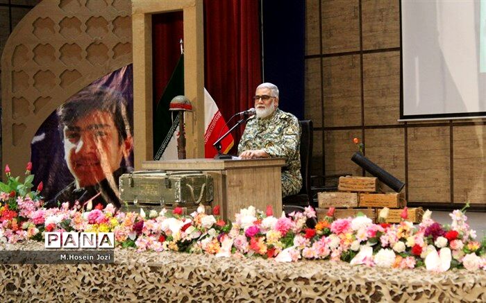 امیر پوردستان: آمریکا جرات حمله به ایران را ندارد