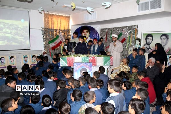یادواره شهدا و تشییع شهید گمنام در مدرسه محمدی کاشانی قم