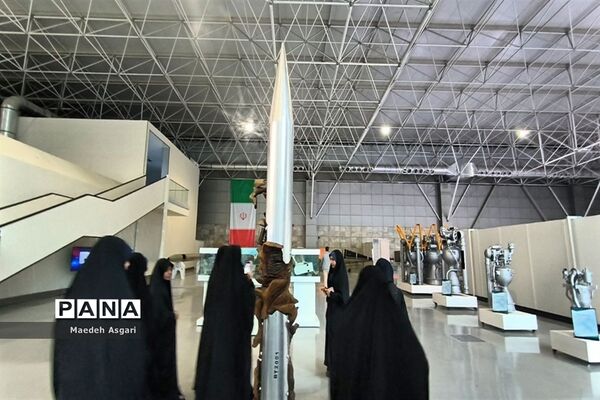 حضور منتخبان سازمان دانش‌آموزی قم در اردوی راهیان پیشرفت-1