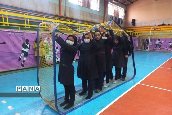 حضور منتخبان سازمان دانش‌آموزی قم در اردوی راهیان پیشرفت-2