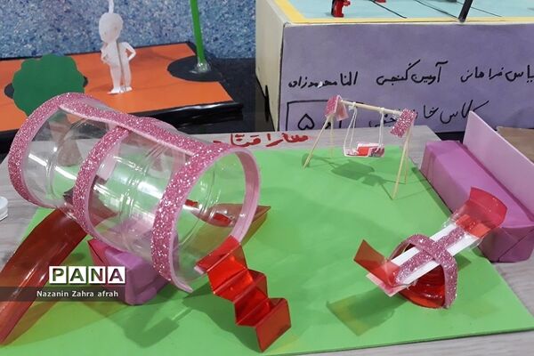 ساخت کاردستی‌های ورزشی در مدرسه حضرت زهرا(س) رودهن