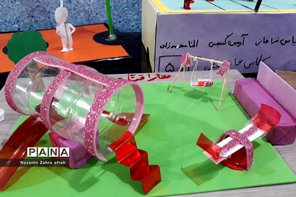 ساخت کاردستی‌های ورزشی در مدرسه حضرت زهرا(س) رودهن