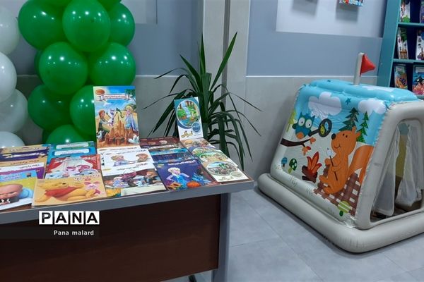 افتتاح نمایشگاه کتاب در فرهنگسرای بعثت صفادشت