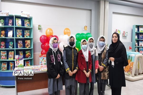 افتتاح نمایشگاه کتاب در فرهنگسرای بعثت صفادشت