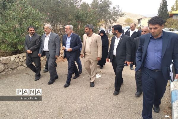 بازدید وزیر آموزش و پرورش از اردوگاه توچال پاکدشت