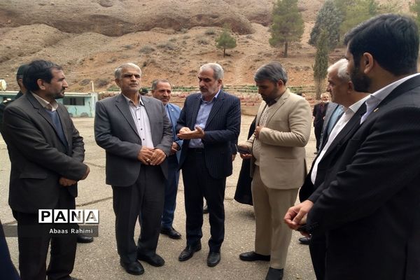 بازدید وزیر آموزش و پرورش از اردوگاه توچال پاکدشت