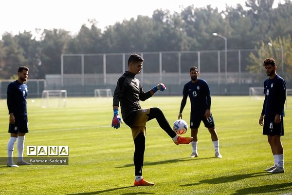 آخرین تمرین تیم ملی فوتبال ایران قبل از اعزام به جام جهانی
