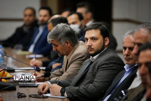 پنجمین نشست اداری قائم مقام سازمان دانش‌آموزی با کارکنان سازمان دانش‌آموزی مرکز