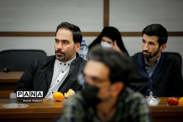 پنجمین نشست اداری قائم مقام سازمان دانش‌آموزی با کارکنان سازمان دانش‌آموزی مرکز