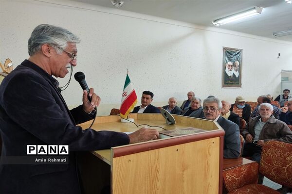 برگزاری مراسم گردهمایی فارغ‌التحصیلان و اساتید هنرستان ماندگار نمونه دولتی طالقانی شیراز