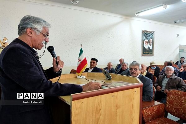 برگزاری مراسم گردهمایی فارغ‌التحصیلان و اساتید هنرستان ماندگار نمونه دولتی طالقانی شیراز