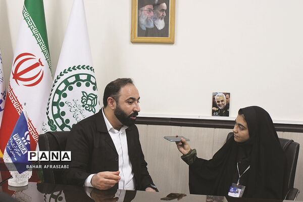 نشست صمیمی قائم مقام سازمان دانش‌آموزی با اعضای سازمان دانش‌آموزی شهرستان‌های استان تهران