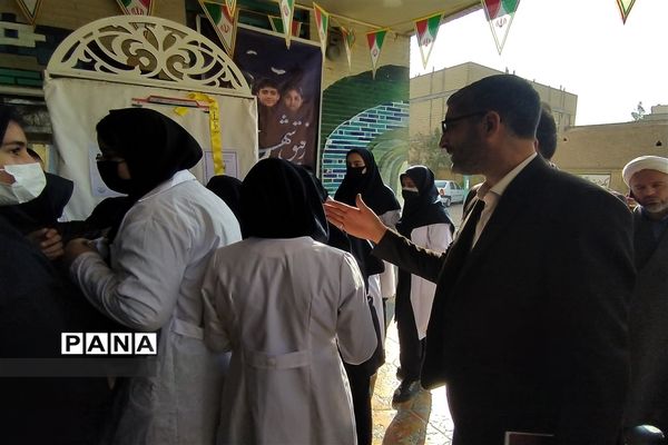 آیین نمادین انتخابات شورای دانش‌آموزی مدارس استان اصفهان در شهرستان خمینی شهر