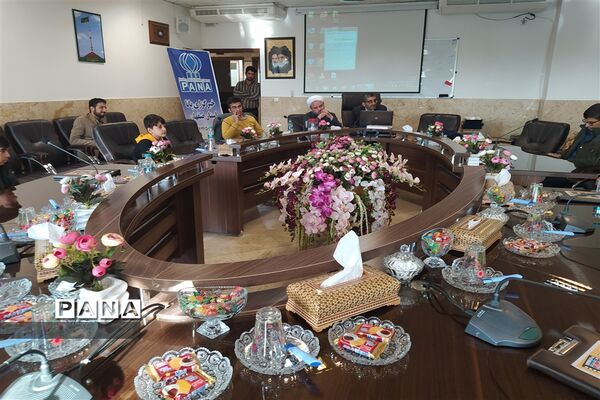 برگزاری جلسه مدیر سازمان دانش‌آموزی استان اصفهان با خبرنگاران خبرگزاری پانای شهرستان خمینی شهر
