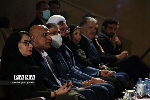 تجلیل از مدال‌آوران شمشیرباز اردکانی