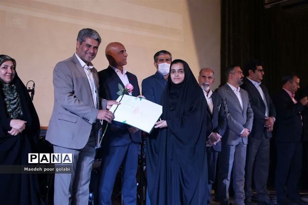 تجلیل از مدال‌آوران شمشیرباز اردکانی