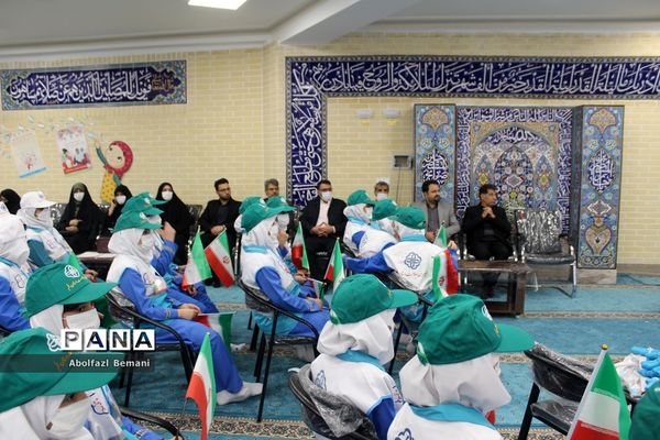 افتتاح طرح سفیران سلامت دانش‌آموزی در مدرسه شهید فخری‌زاده قم