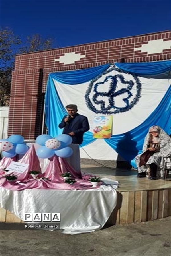 برگزاری مراسم سفیران سلامت در مدارس آباده