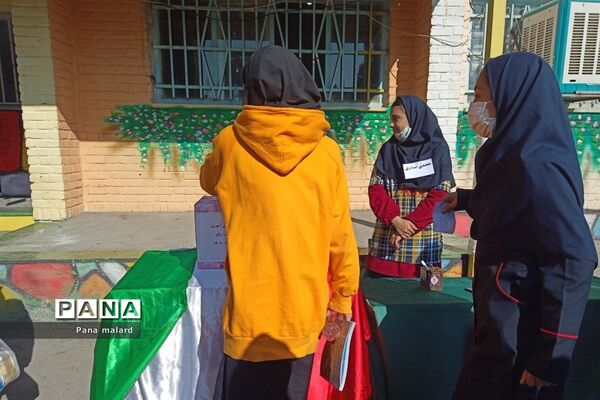 برگزاری انتخابات شورای دانش‌آموزی در مدارس شهدای مدافع حرم و شهید قدرت بیگلو