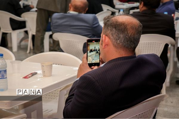 گردهمایی ناشران، نویسندگان، شاعران، فعالان کتابخانه‌ها در امیدیه