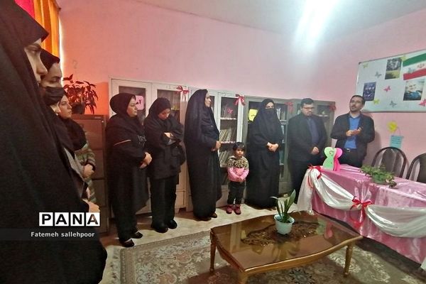 افتتاح کتابخانه دانش‌آموزی در شهرستان قرچک