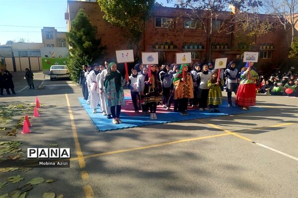 افتتاحیه المپیاد ورزشی درون مدرسه‌ای در دبیرستان ۱۳ آبان