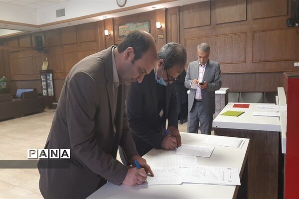 اولین نشست سراسری مدیران مدارس ناحیه۶ مشهد
