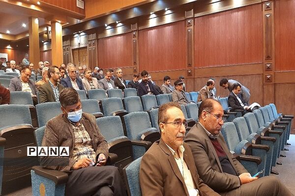 اولین نشست سراسری مدیران مدارس ناحیه۶ مشهد