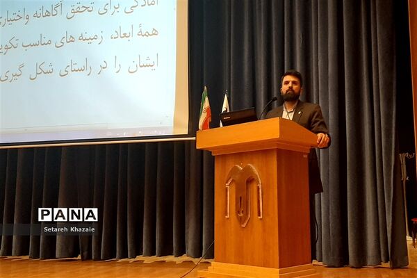 اولین نشست سراسری مدیران مدارس ناحیه۶ مشهد