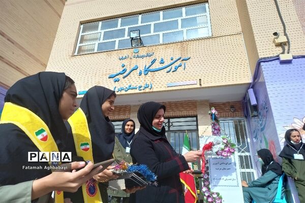 انتخابات شورای دانش‌آموزی در دبیرستان مرضیه شهرکرد