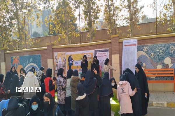 برگزاری انتخابات شورای دانش‌آموزی درآموزشگاه شهید‌زارع ناحیه ۳ کرج