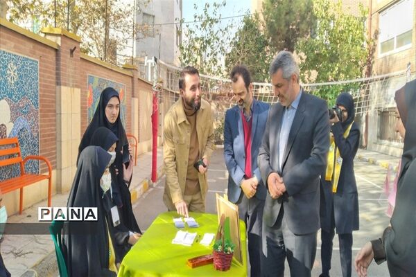 برگزاری انتخابات شورای دانش‌آموزی درآموزشگاه شهید‌زارع ناحیه ۳ کرج