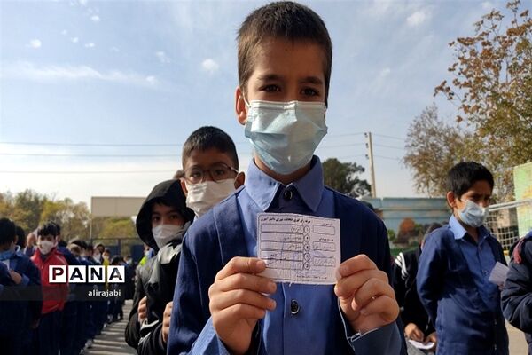 برگزاری انتخابات شورای دانش‌آموزی دبستان پسرانه اولیای شیرازی