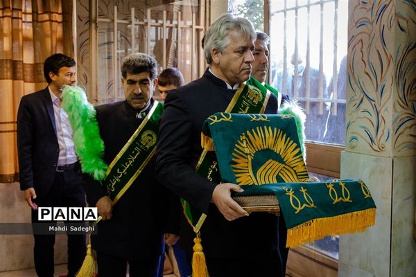 بزرگداشت شهدای دانش‌آموز در دبیرستان هاتف