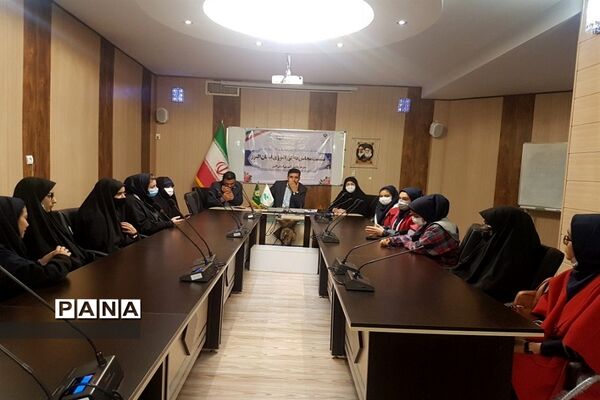نشست اعضای منتخب مجلس دانش‌آموزی البرز