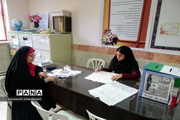 انتخابات شورای دانش‌آموزی در دبیرستان مائده گلوگاه