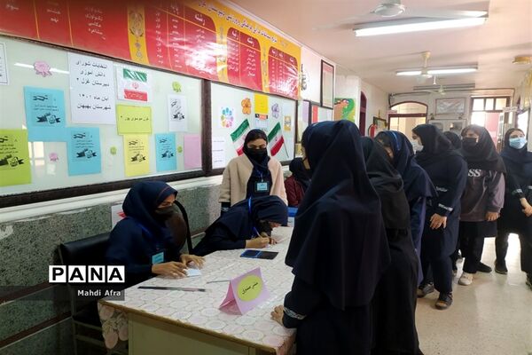 برگزاری انتخابات شوراهای دانش‌آموزی در مدارس شهرستان بهبهان
