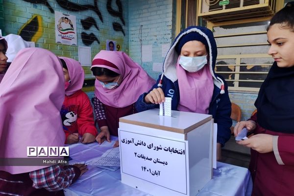 برگزاری انتخابات شوراهای دانش‌آموزی در مدارس شهرستان بهبهان